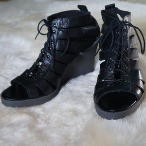 Dr. Martens Mona black strappy sandals - 8